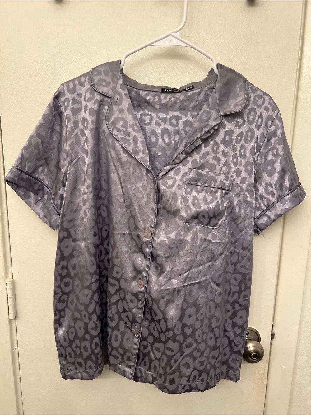 Women’s Satin Short-Sleeve Leopard Print Sleepwear 2-pc set